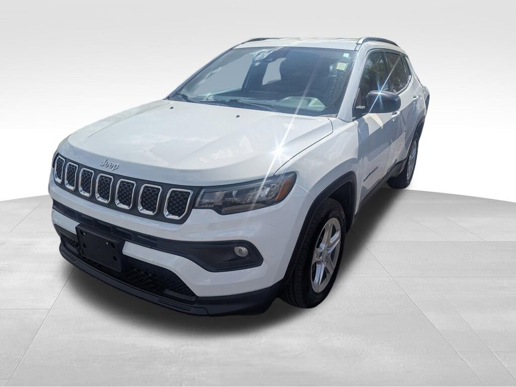 Used 2023 Jeep Compass Latitude SUV