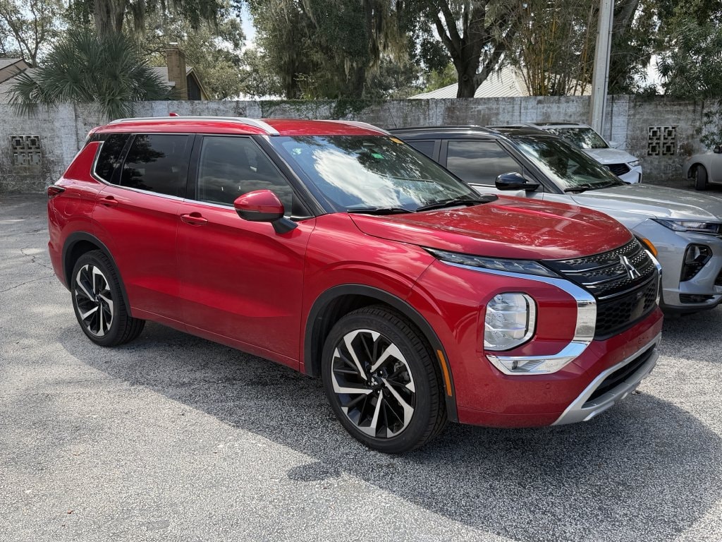 2023 Mitsubishi Outlander