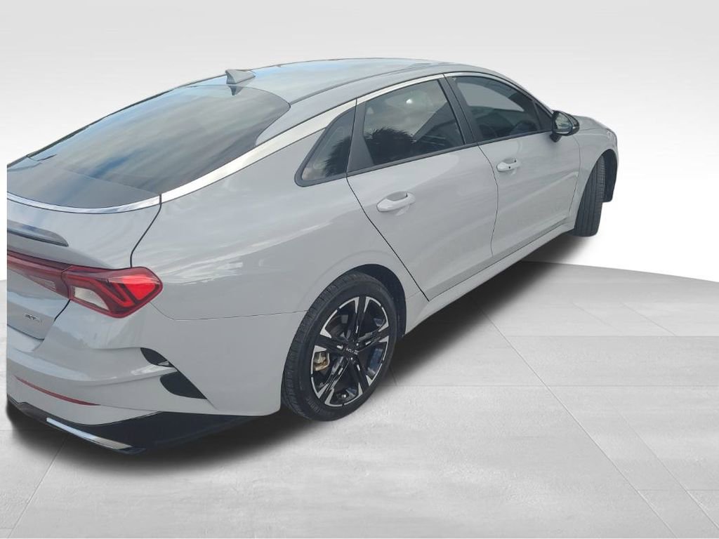 2024 Kia K5 GT-Line photo 4