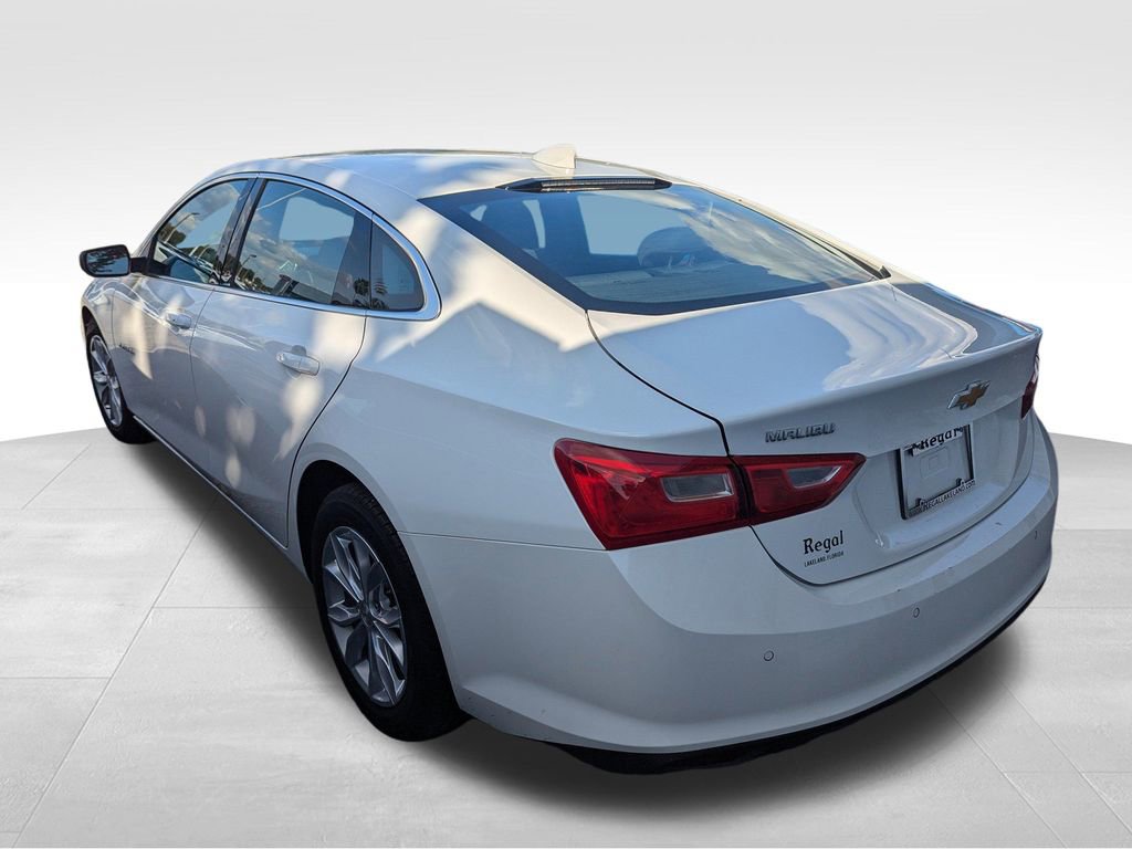 2024 Chevrolet Malibu 1LT photo 3