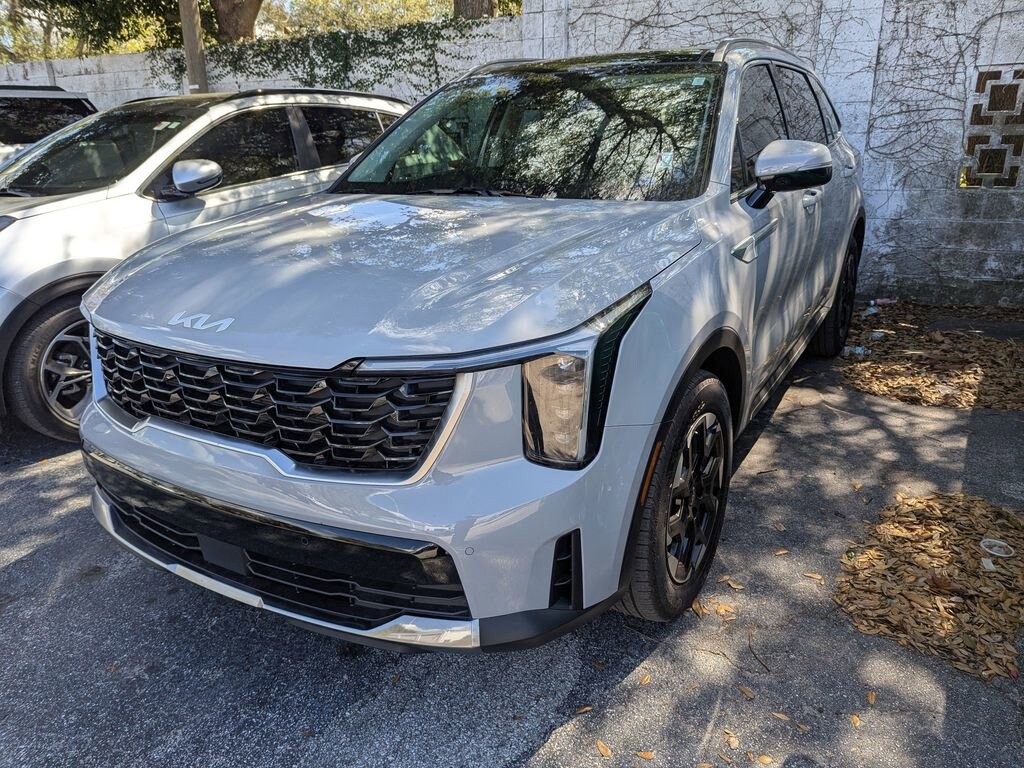 Certified 2025 Kia Sorento S SUV