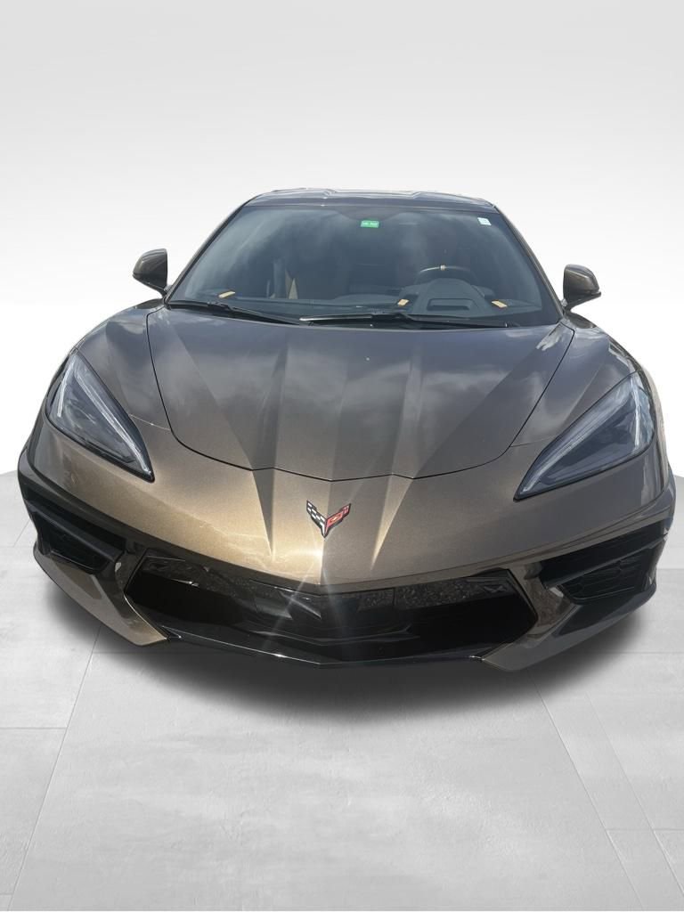 2020 Chevrolet Corvette 2LT photo 2