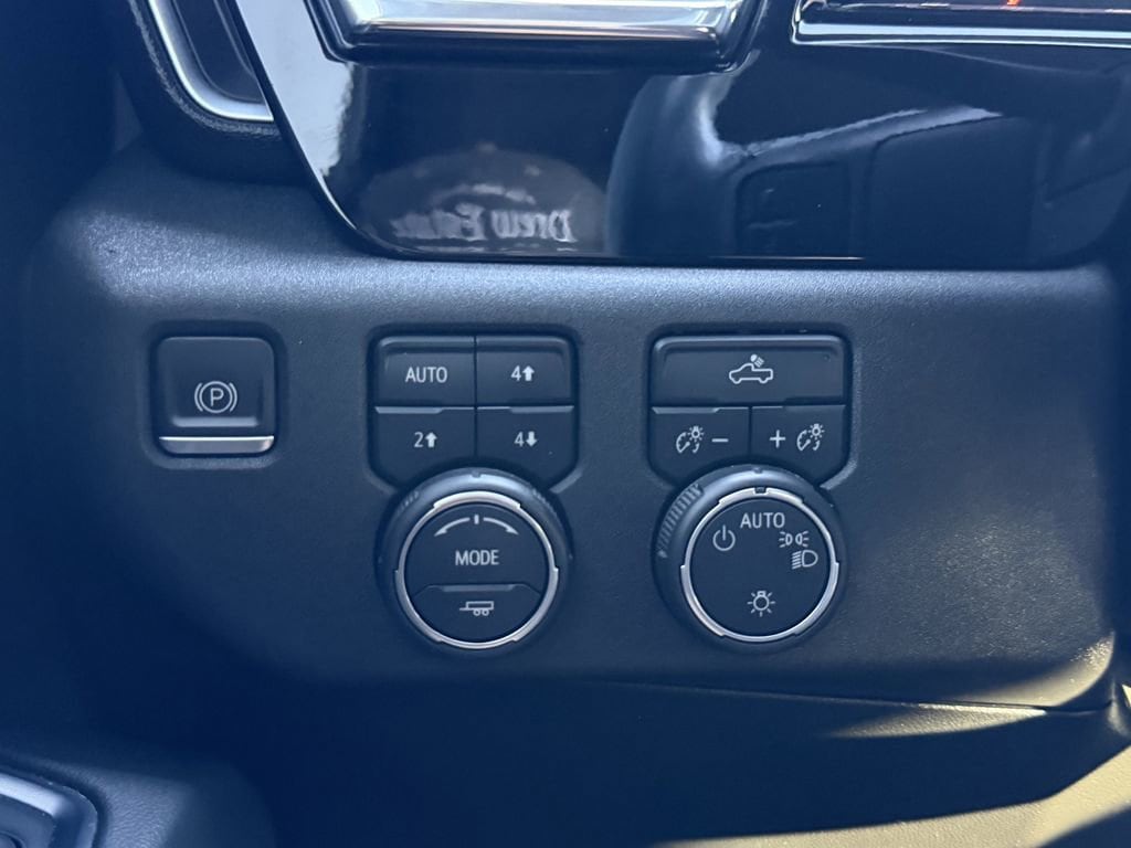 2023 Chevrolet Silverado 1500 LT - Photo 27