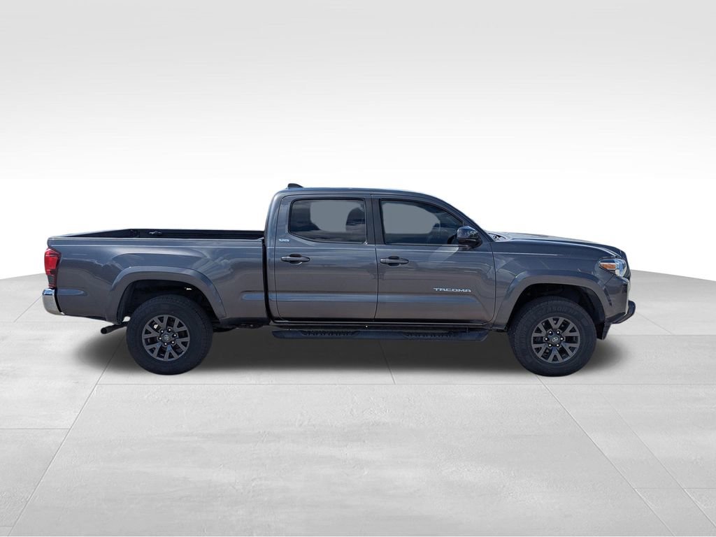 2021 Toyota Tacoma SR5 photo 2