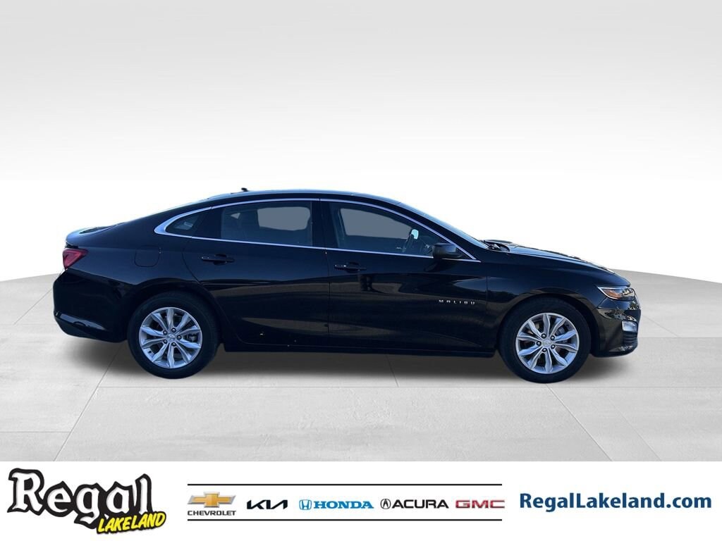 2024 Chevrolet Malibu 1LT photo 4
