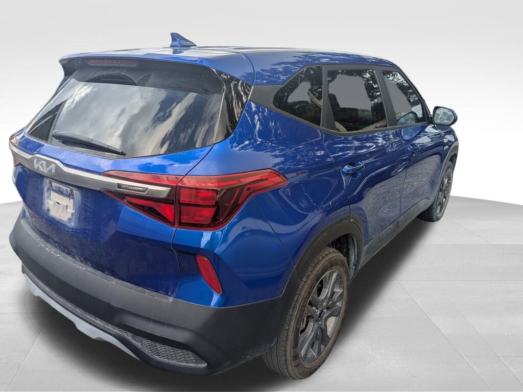 Used 2023 Kia Seltos LX SUV