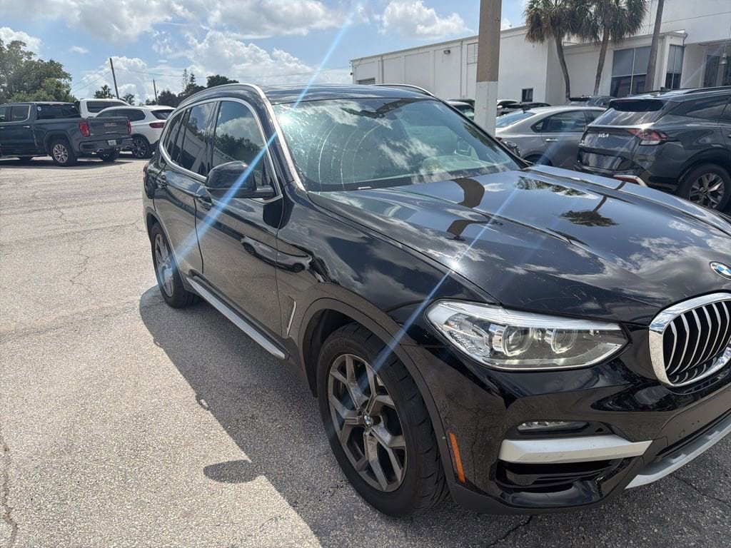 2021 BMW X3 sDrive30i's photo