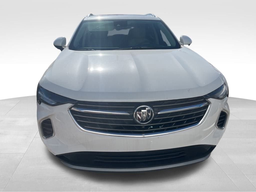 2022 Buick Envision Essence photo 2