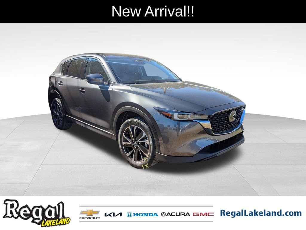 2022 Mazda CX-5 S Premium package