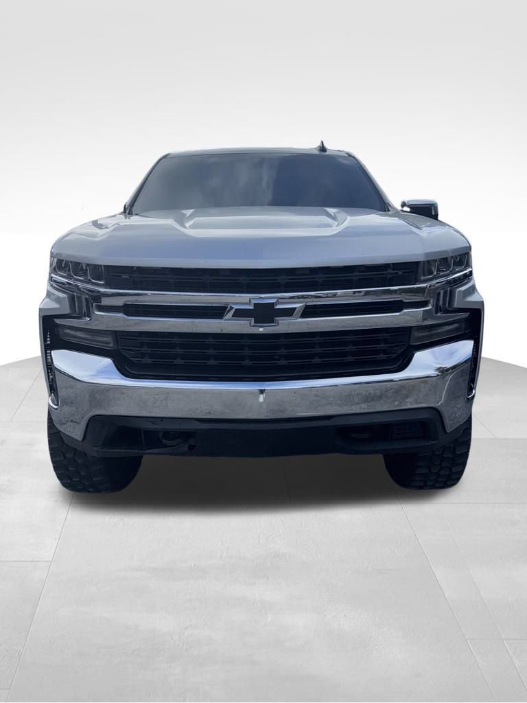 2020 Chevrolet Silverado 1500 LT photo 2