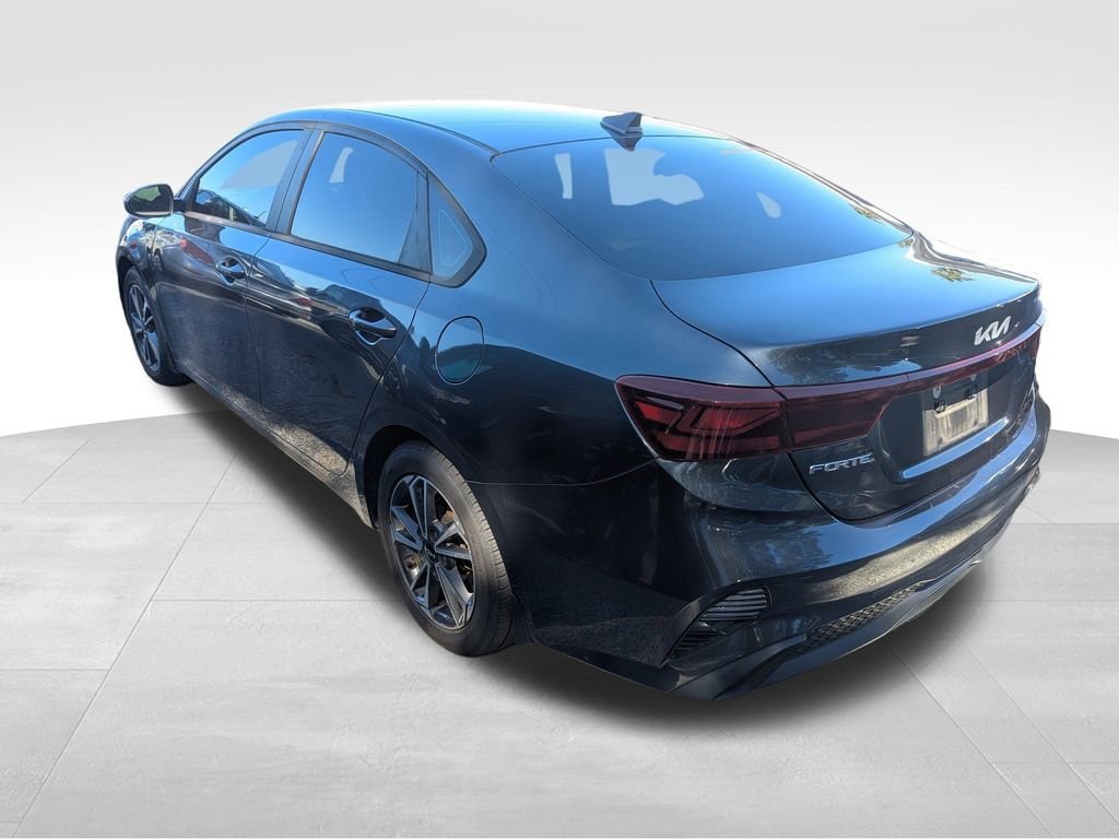 Used 2022 Kia Forte LXS Sedan