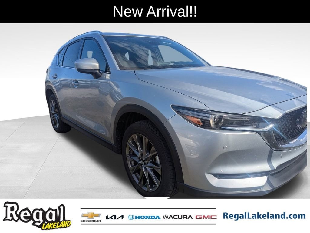 2019 Mazda CX-5 Signature's photo
