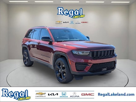 2022 Jeep Grand Cherokee Altitude SUV