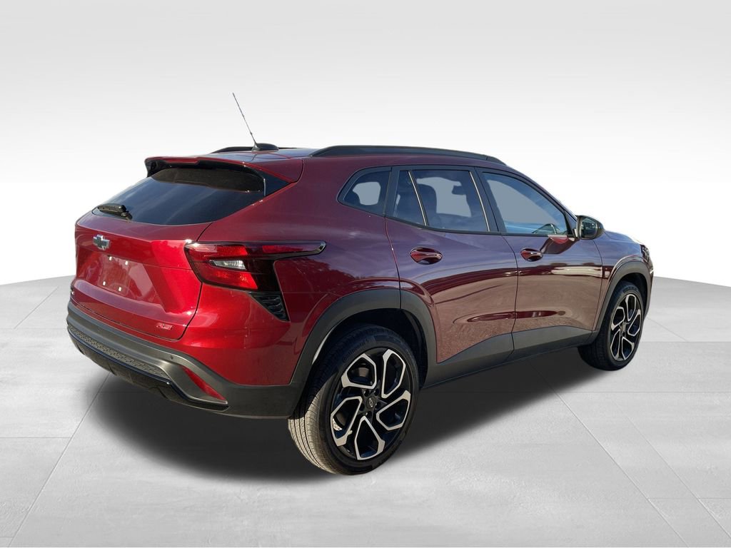 2025 Chevrolet Trax photo 4