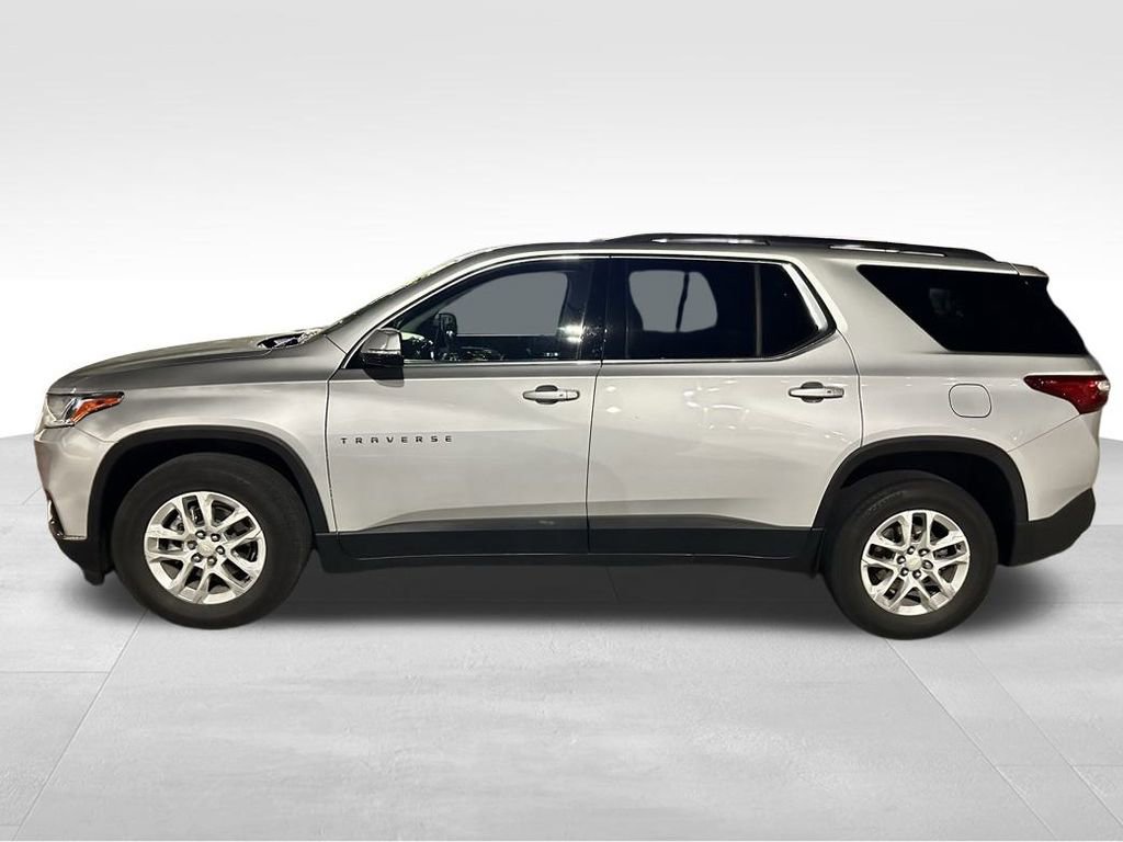 2020 Chevrolet Traverse Cloth photo 2