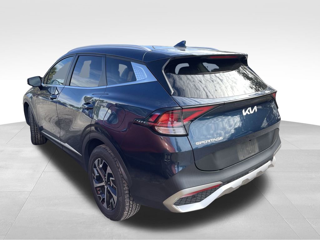 2023 Kia Sportage Hybrid EX photo 2