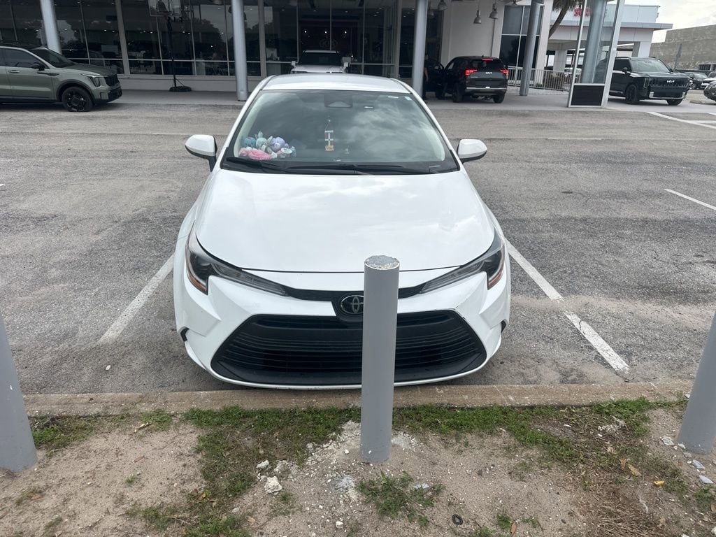 Used 2024 Toyota Corolla LE Sedan