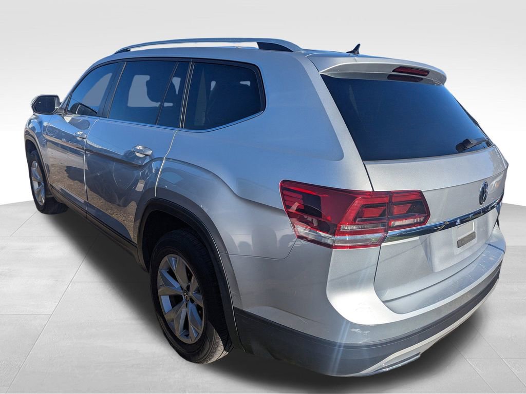 2019 Volkswagen Atlas S photo 2