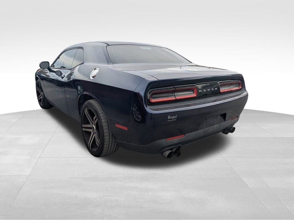Used 2016 Dodge Challenger SXT Coupe