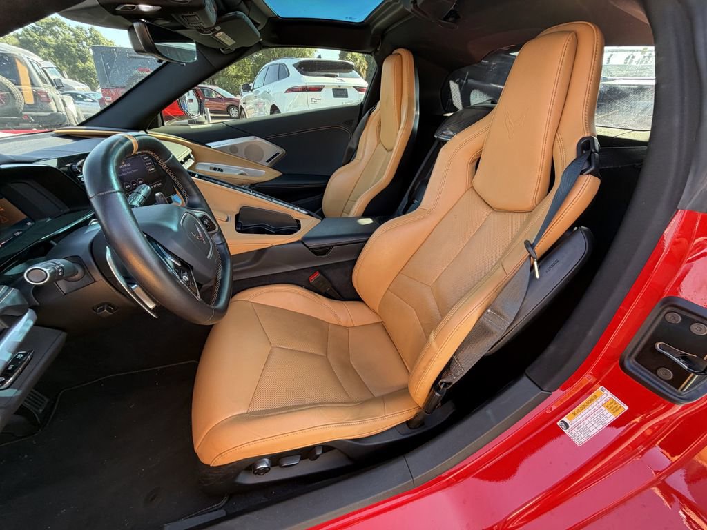 2022 Chevrolet Corvette 2LT - Photo 20