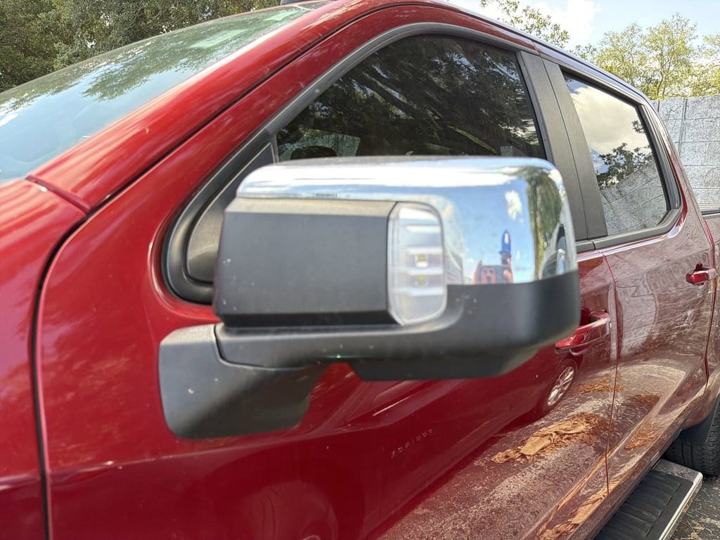 2022 Chevrolet Silverado 1500 LT - Photo 6