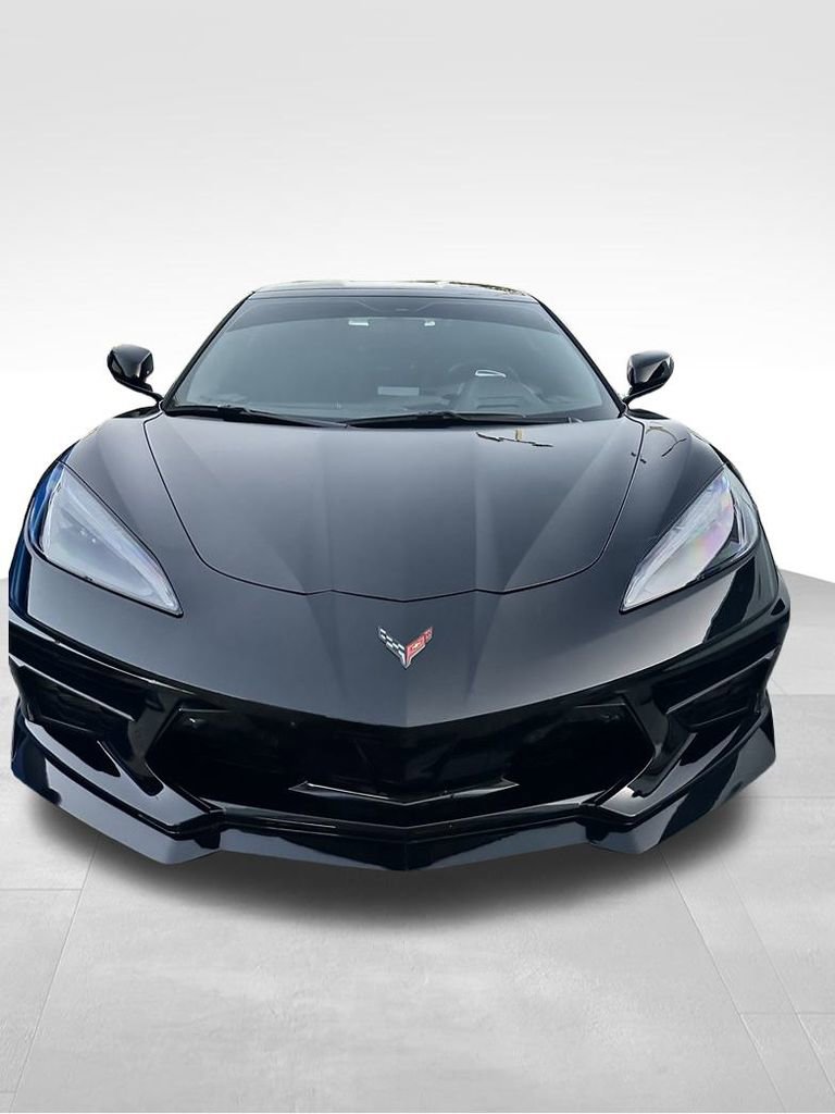 2020 Chevrolet Corvette 2LT photo 2