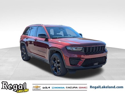 2022 Jeep Grand Cherokee Altitude SUV