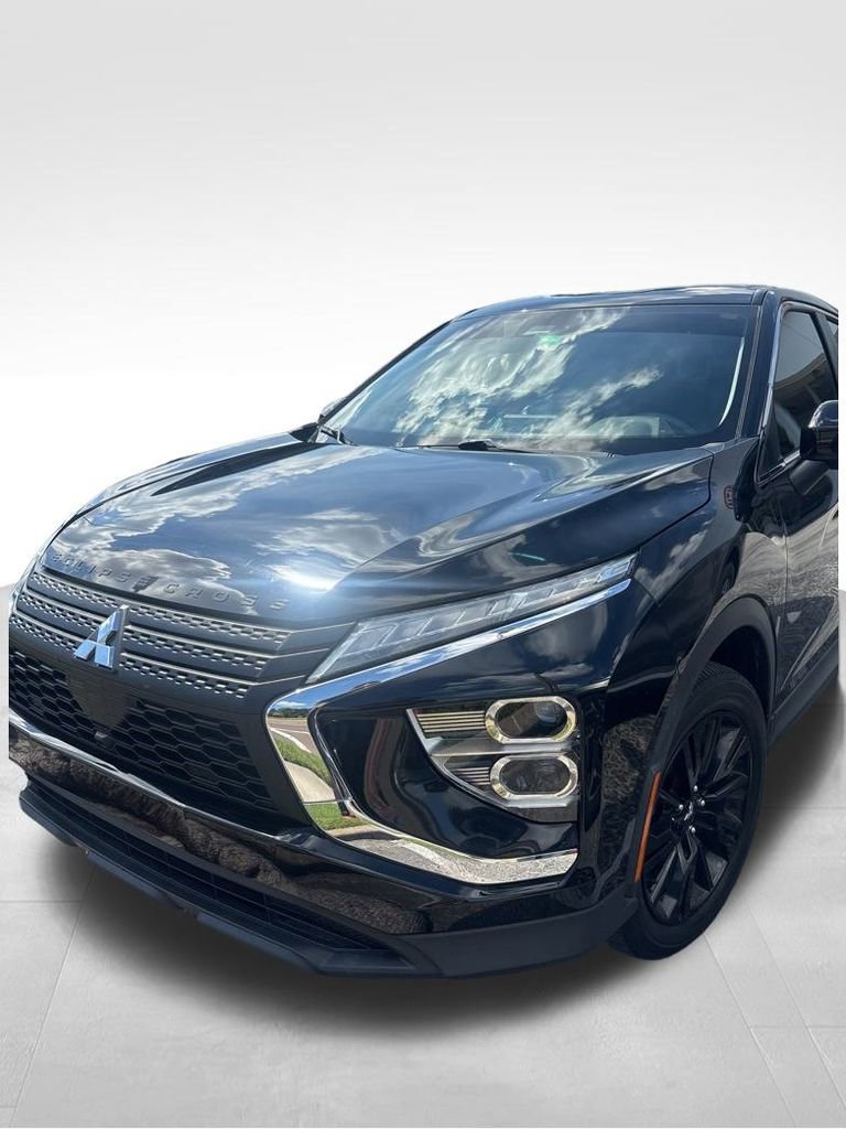 2023 Mitsubishi Eclipse Cross LE Ralliart photo 3