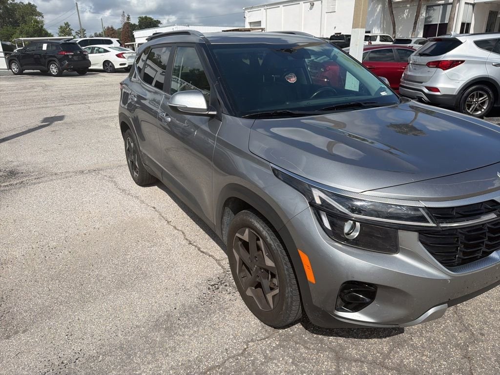 2024 Kia Seltos 2.0 EX FWD's photo