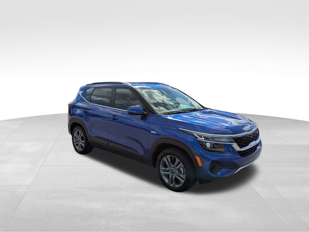 2023 Kia Seltos S photo 3