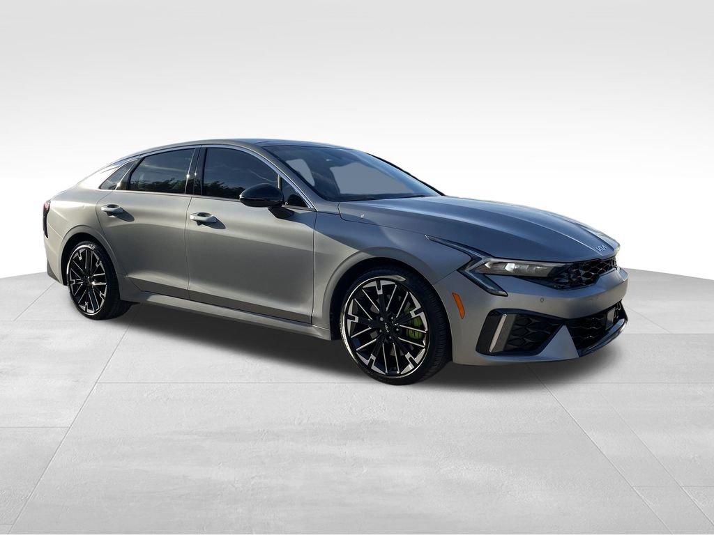 2025 Kia K5 GT photo 2