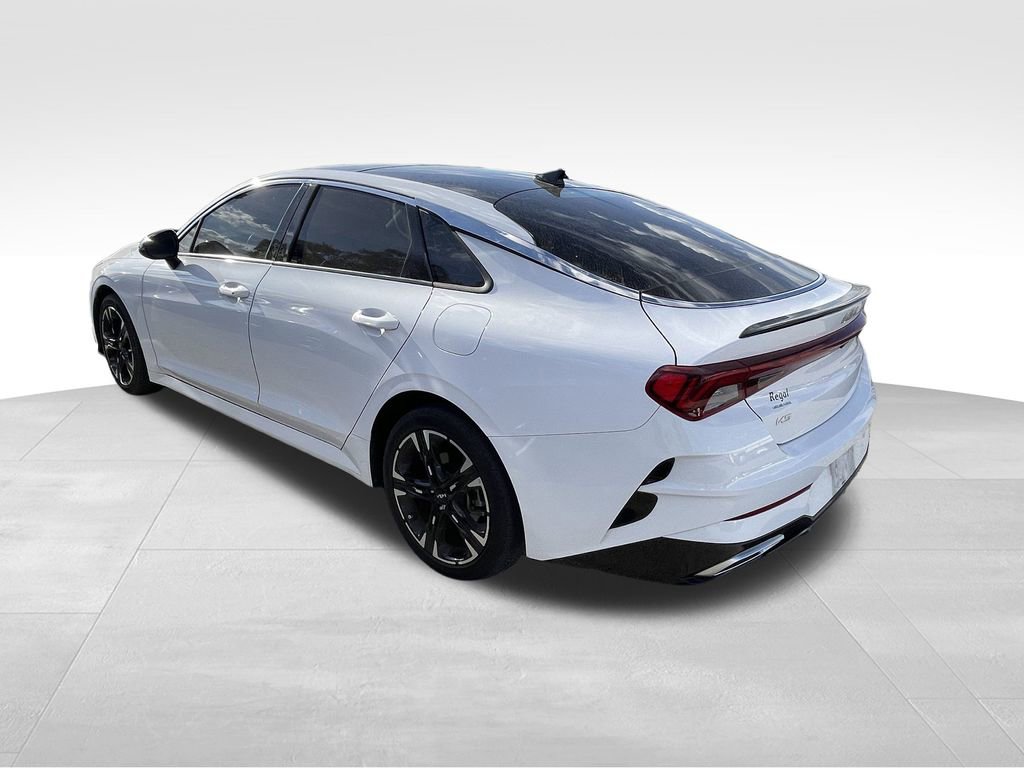 2023 Kia K5 GT-Line photo 3