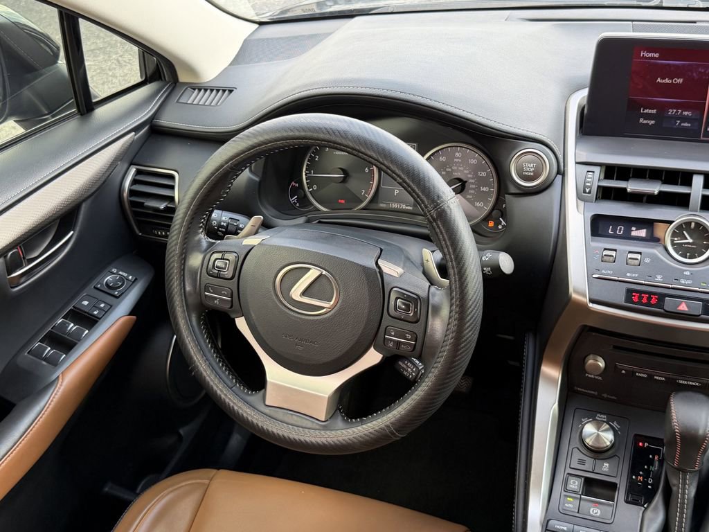 2020 Lexus NX 300 - Photo 15