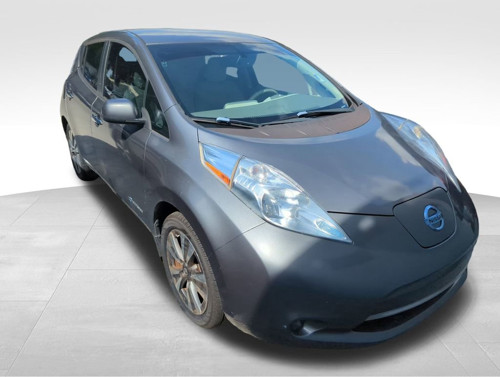 2016 Nissan Leaf SV photo 3