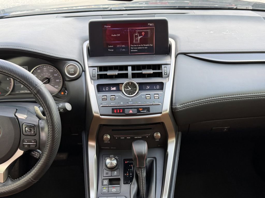 2020 Lexus NX 300 - Photo 16