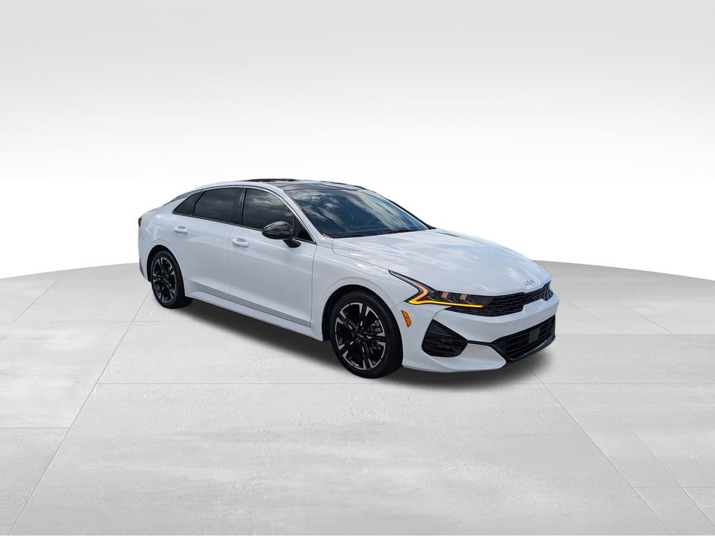 2023 Kia K5 GT-Line photo 2