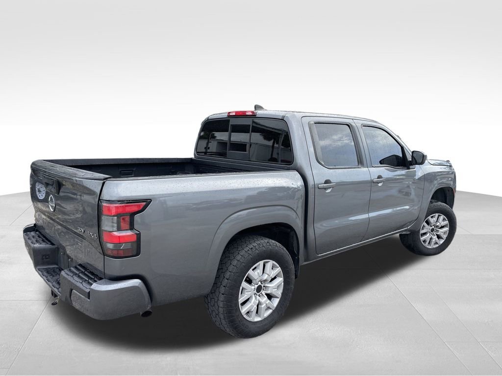 2022 Nissan Frontier SV photo 2