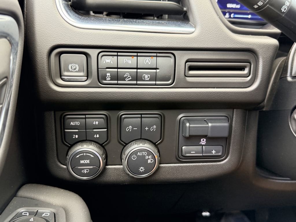2024 Chevrolet Tahoe Z71 - Photo 30