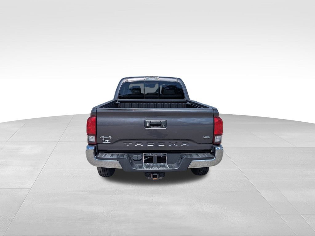 2021 Toyota Tacoma SR5 photo 3