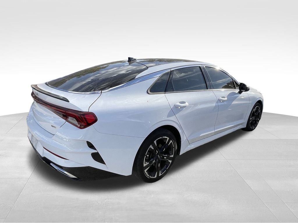 2023 Kia K5 GT-Line photo 2