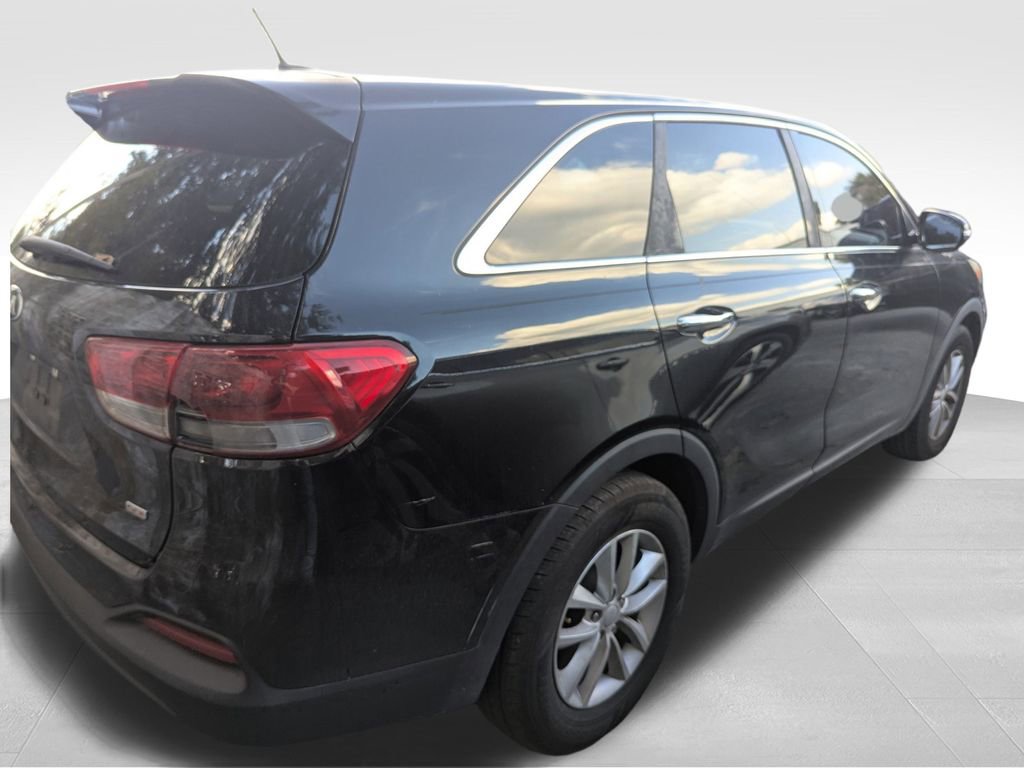 2018 Kia Sorento L photo 2