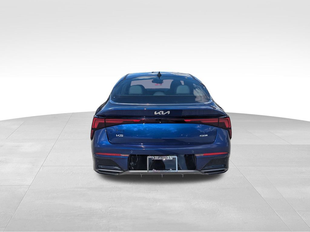 2025 Kia K5 GT-Line photo 4