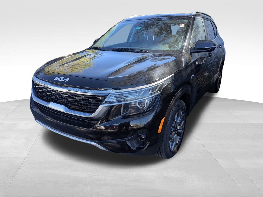Certified 2022 Kia Seltos EX SUV