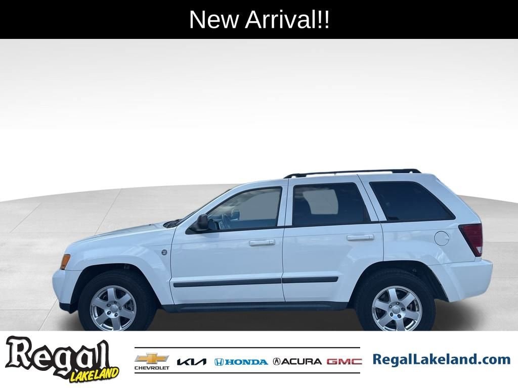2009 Jeep Grand Cherokee Laredo's photo