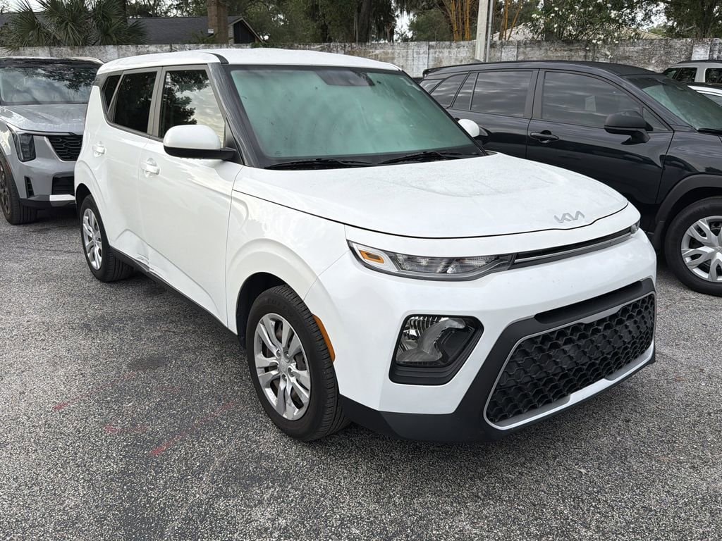 2022 Kia Soul 2.0L LX IVT's photo