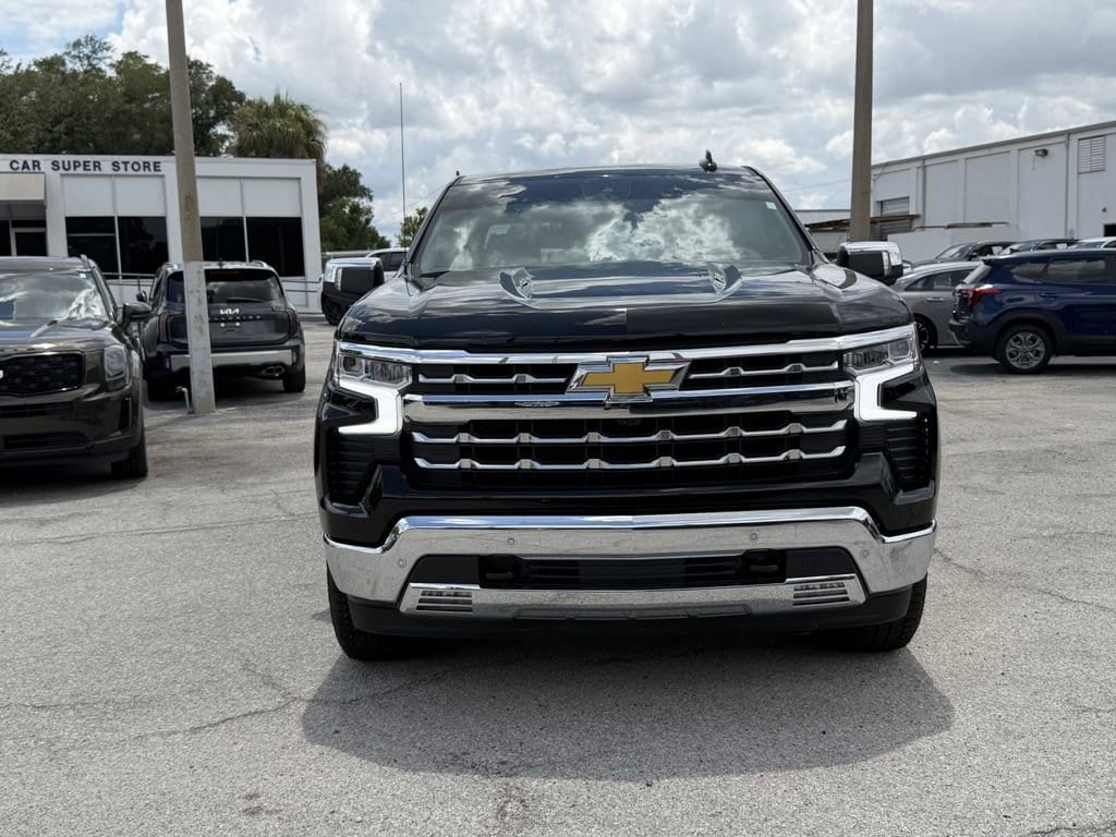 2026 Chevrolet Silverado 1500 LTZ - Photo 9