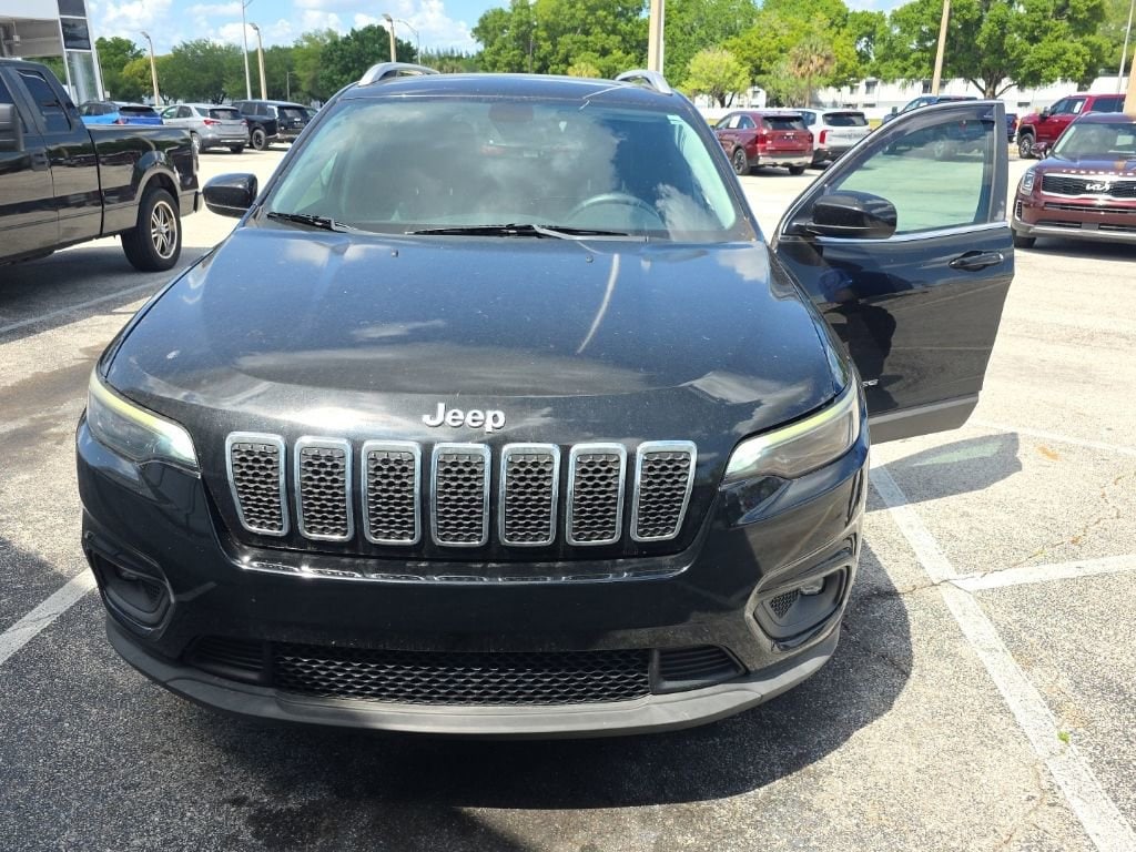 Used 2019 Jeep Cherokee Latitude Plus SUV