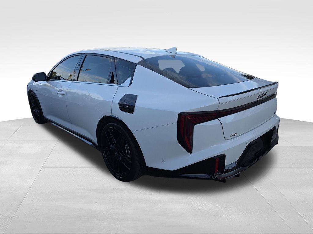 2025 Kia K4 GT-Line Turbo photo 3