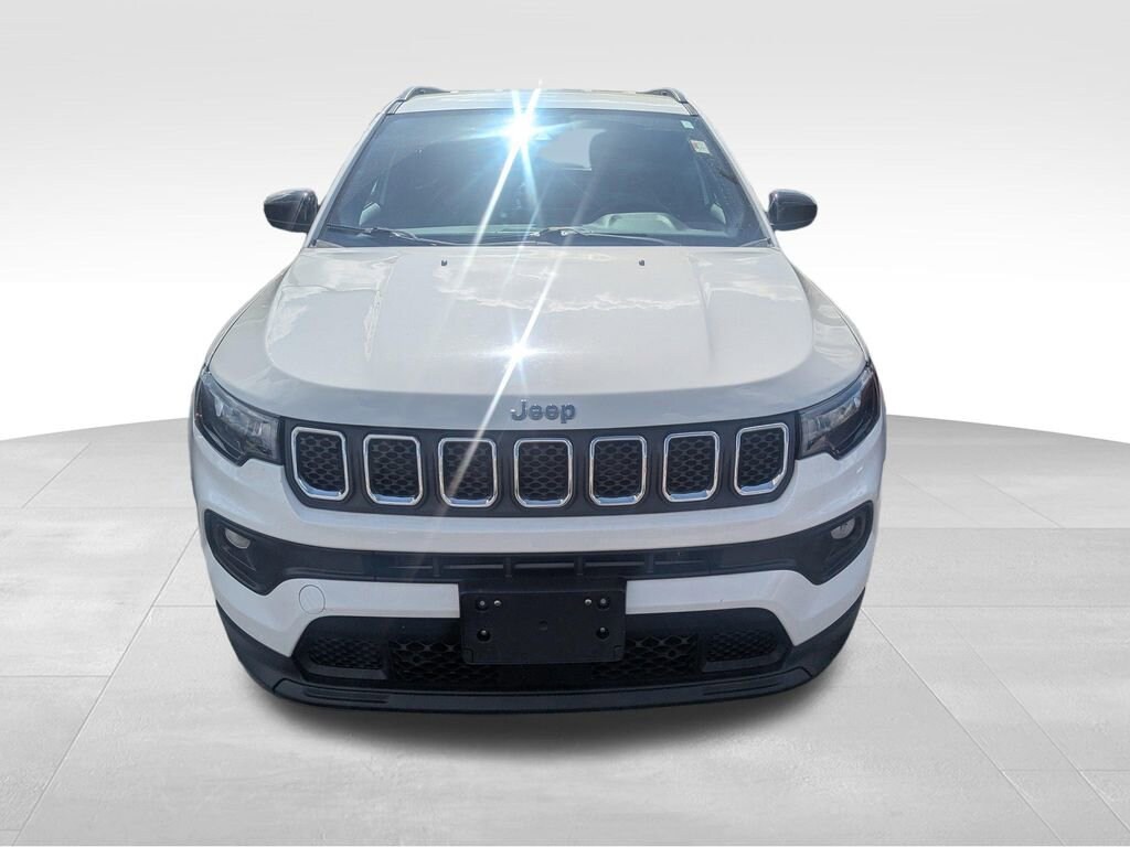 Used 2023 Jeep Compass Latitude SUV