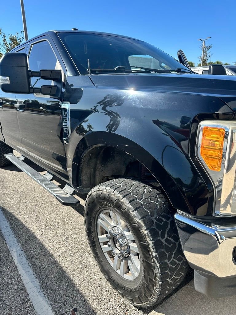 2017 Ford F-250 Super Duty XLT